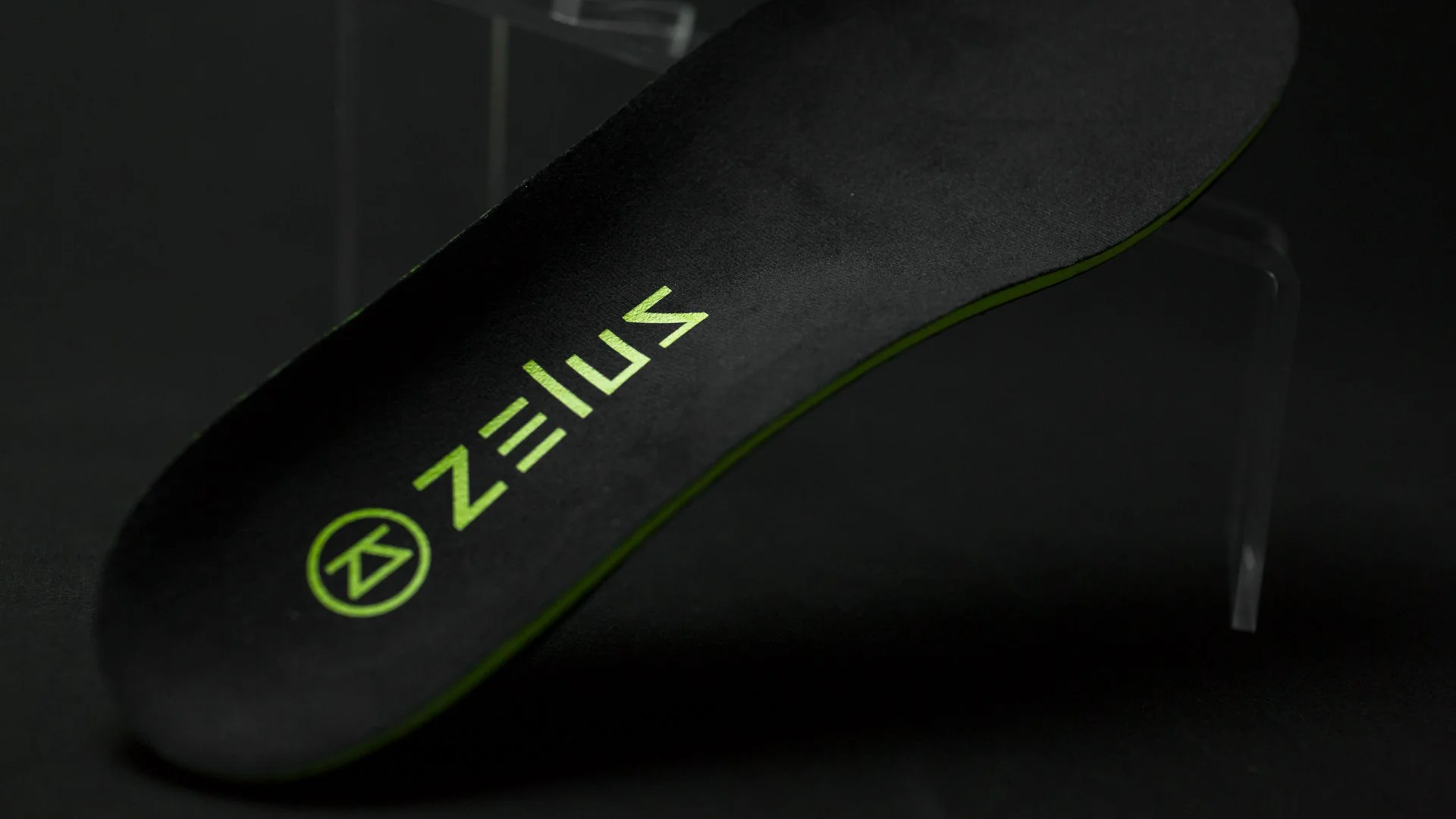 Zelus Insoles | Patented SmartCells Technology for Comfort & Support